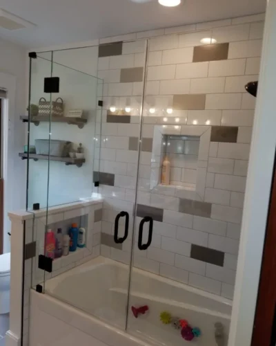 Frameless Tub Doors