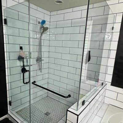 Frameless Glass Corner Showers